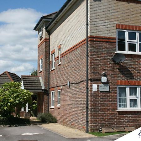 K Suites - Sycamore Court - Free Parking Southampton Buitenkant foto